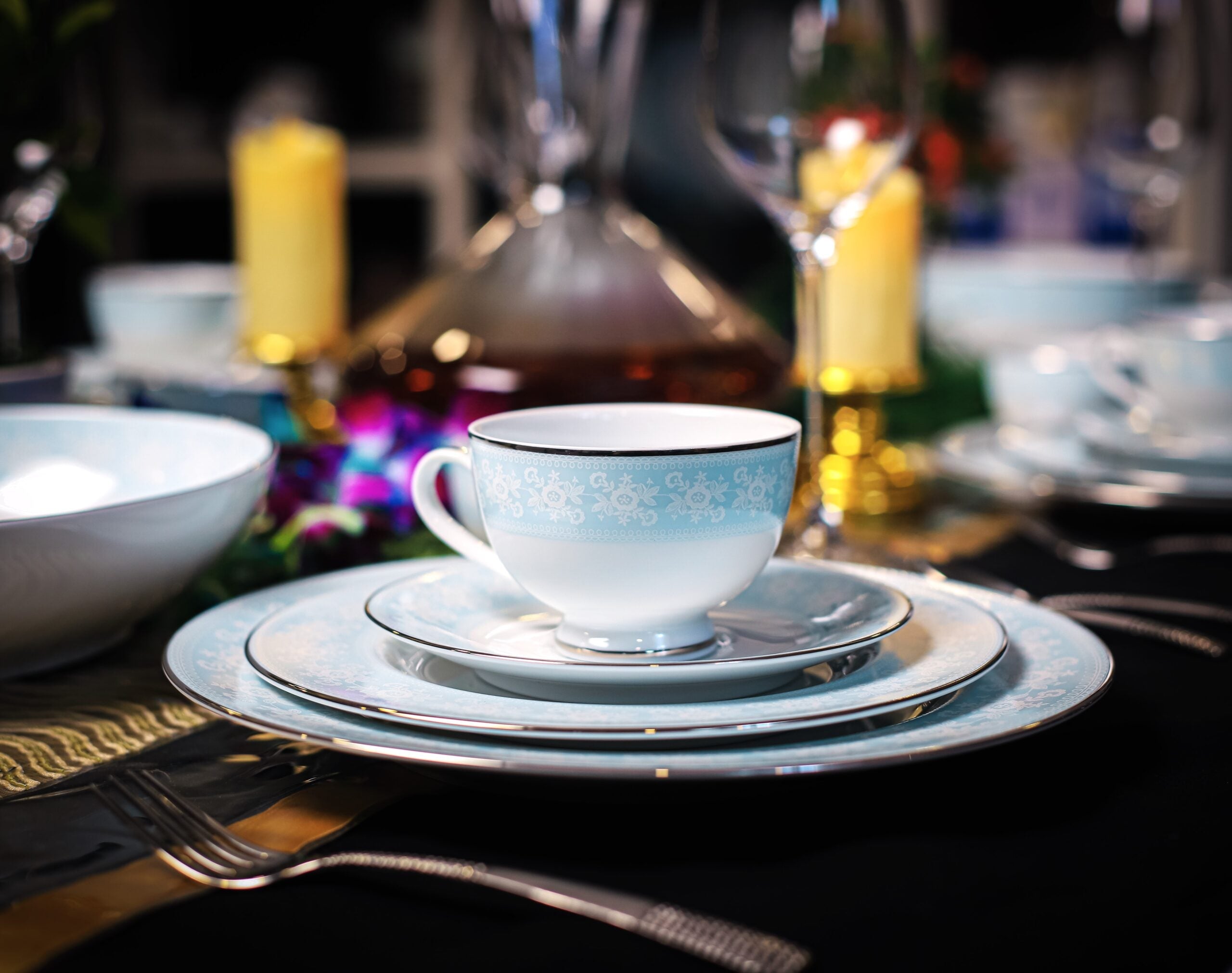 Azure By Dankotuwa Pizzi Marlette 21-Piece Porcelain Dinner Set - Platinum Lining