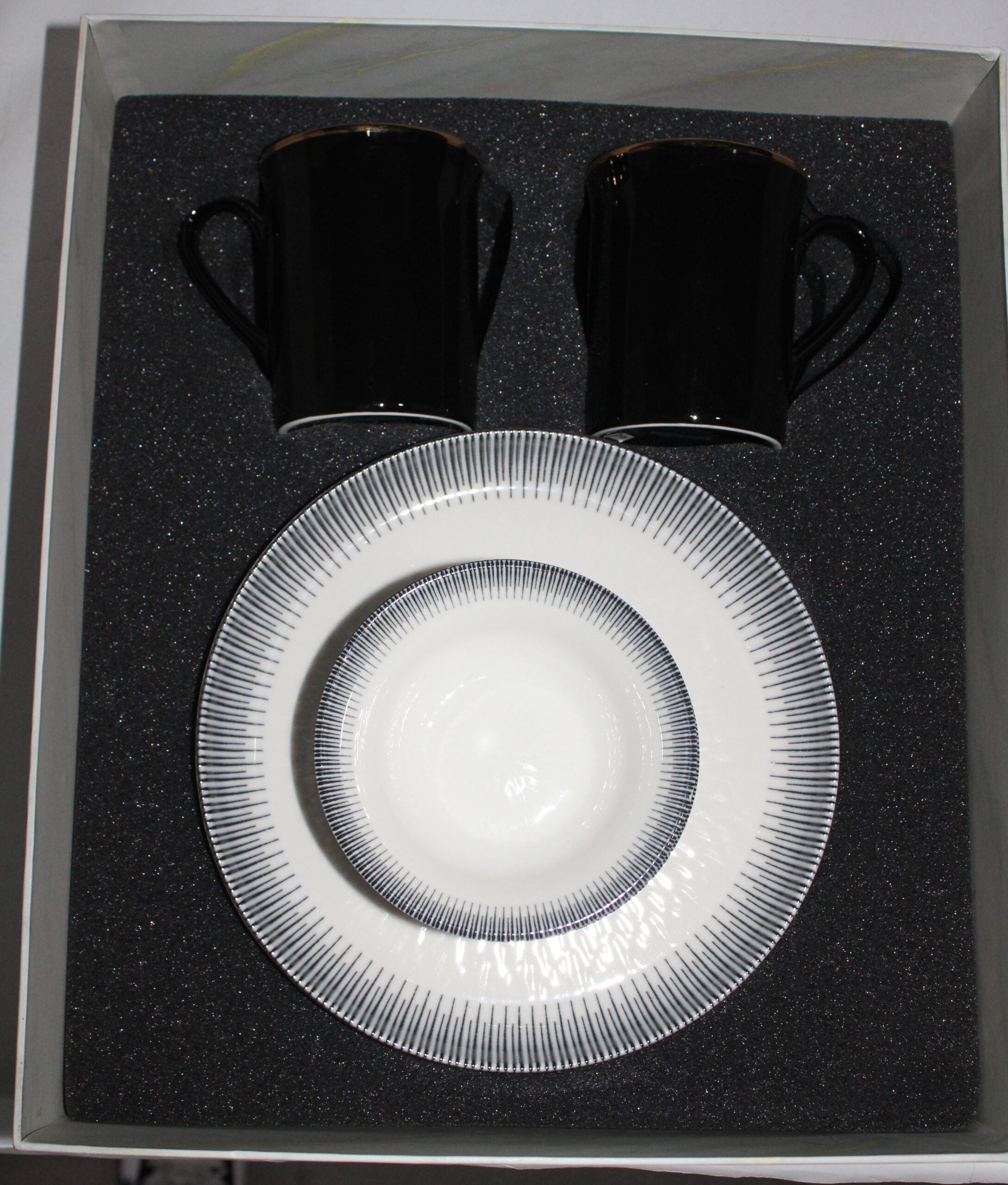 Vua by Azure Snack Set – Luxury Gift Set