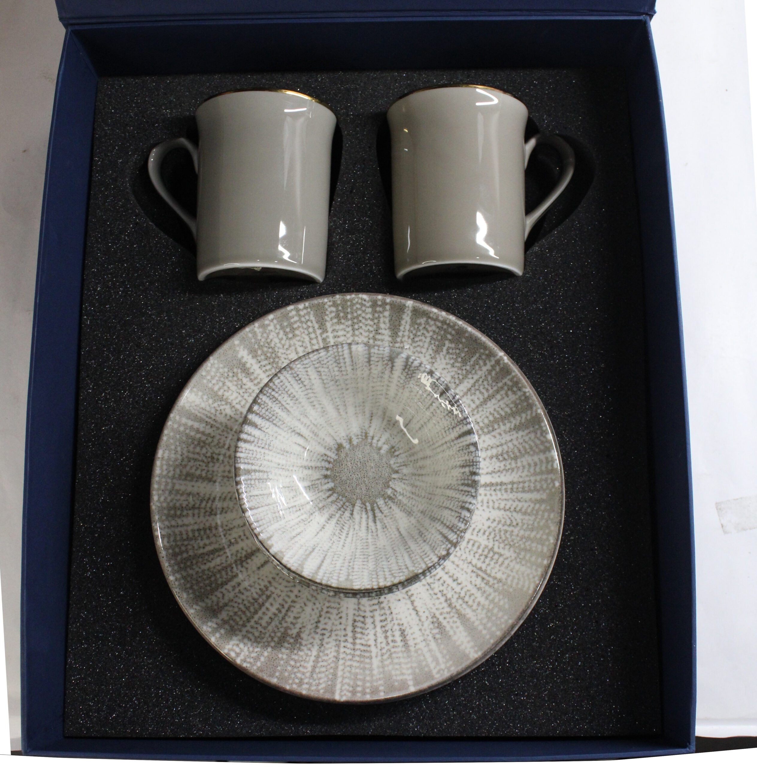 Arnim by Azure Snack Set – Luxury Gift Set