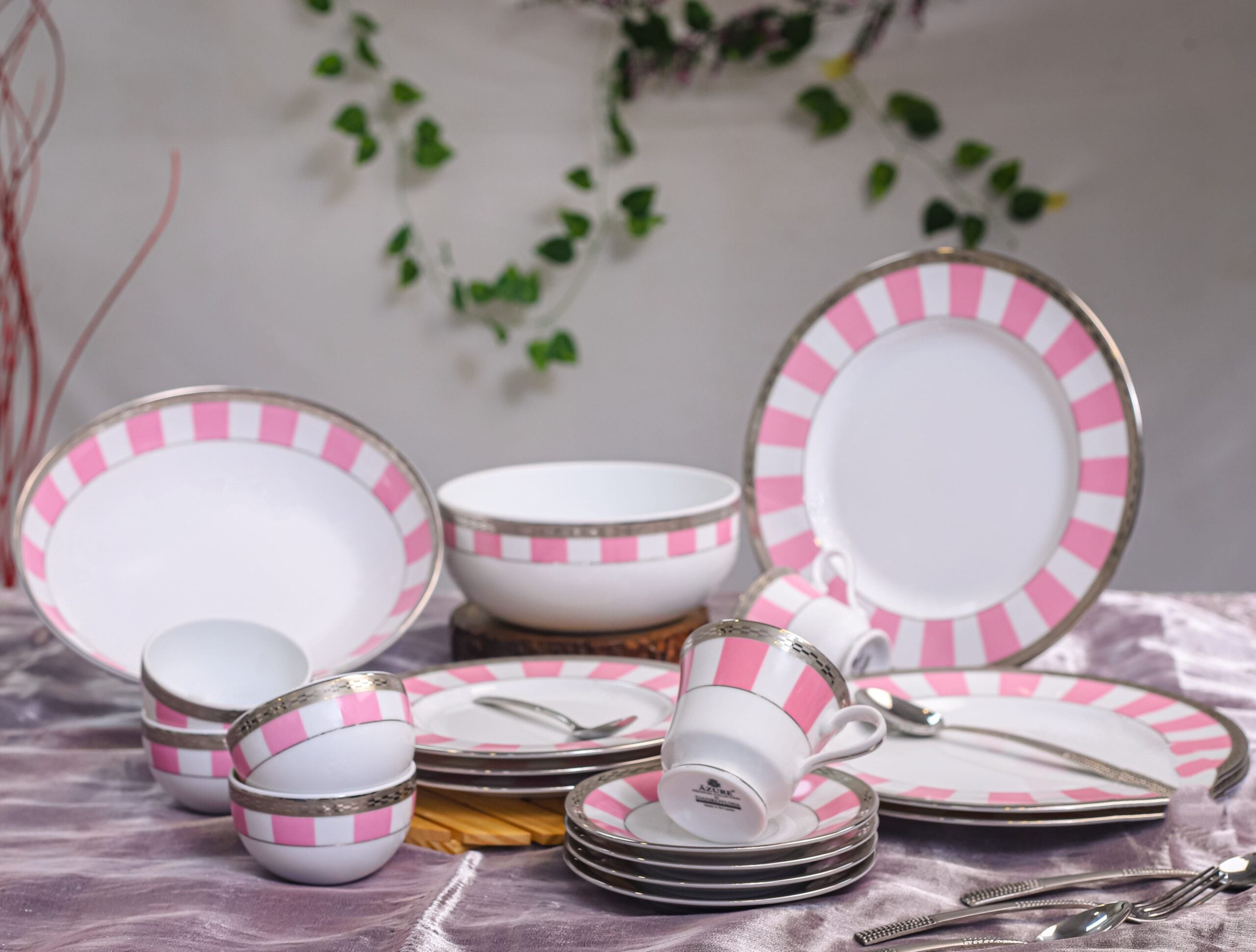 Azure By Dankotuwa Rose Matiz Baby Pink 21-Piece Porcelain Dinner Set - Platinum Lining