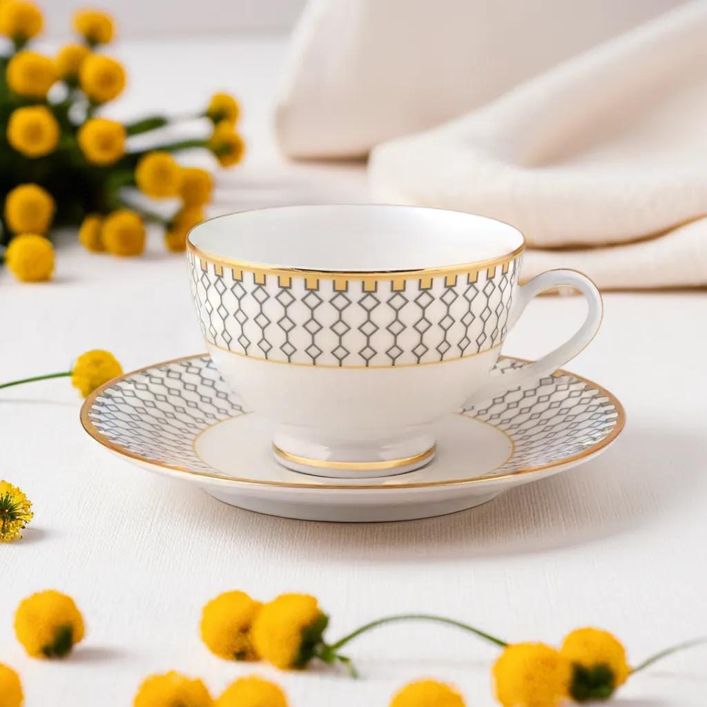 Azure by Dankotuwa Nira – 12 Piece Gold Lining Tea Set