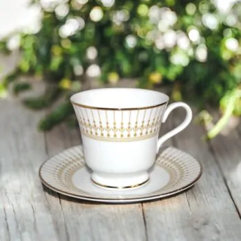 Dankotuwa Rasalas 12-Piece Porcelain Cup & Saucer Set - Gold Lining