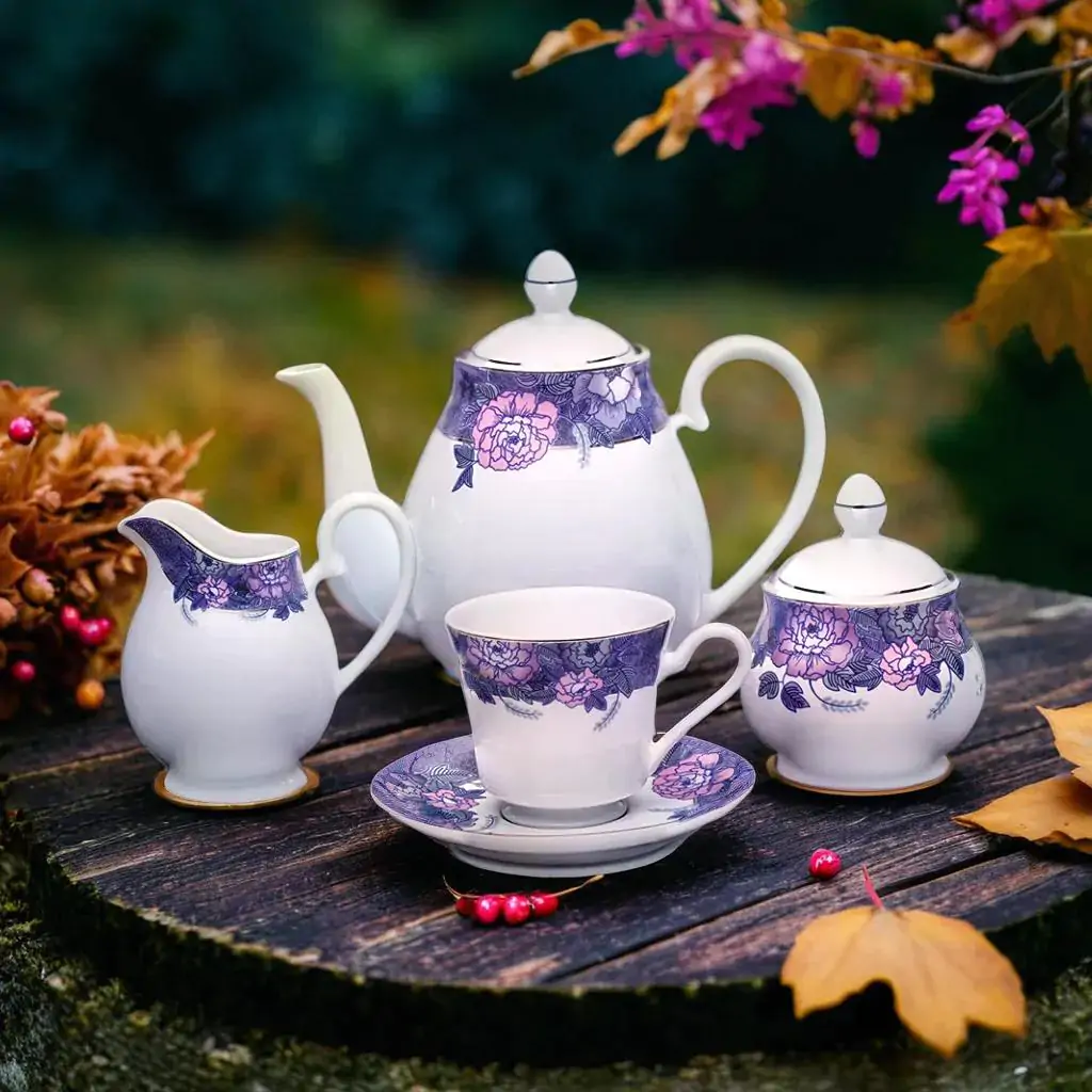 Azure 17-Piece Premium Porcelain Tea Set - Platinum Lining